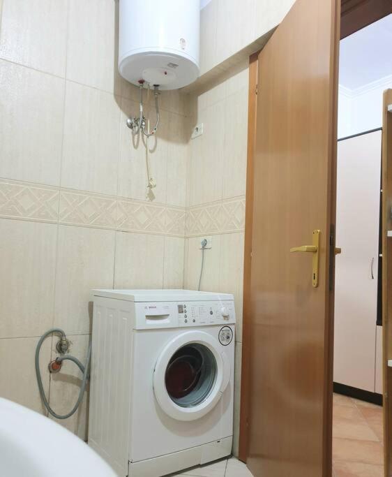 Lovely 2-bedroom In Center Tirana